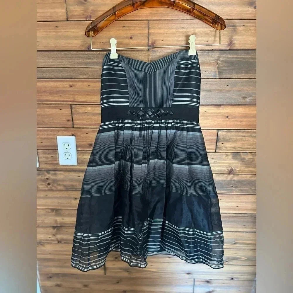 BCBGMaxAzria Black Striped Strapless Mini Dress